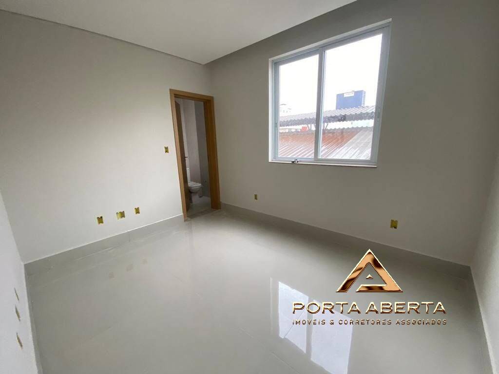 Apartamento à venda com 3 quartos, 151m² - Foto 8