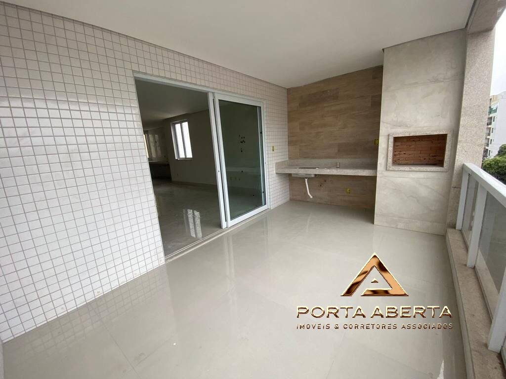 Apartamento à venda com 3 quartos, 151m² - Foto 5