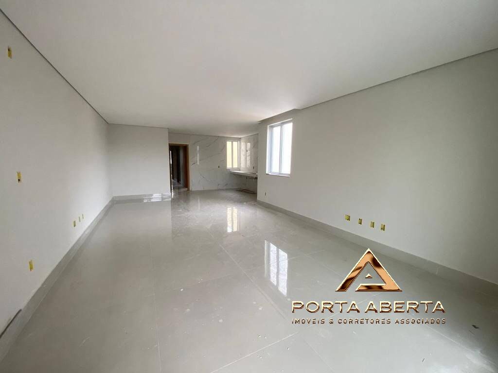 Apartamento à venda com 3 quartos, 151m² - Foto 13