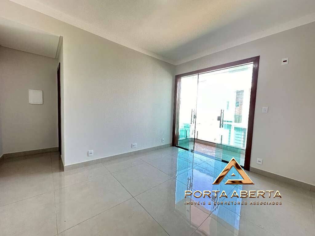 Casa à venda com 3 quartos, 150m² - Foto 14