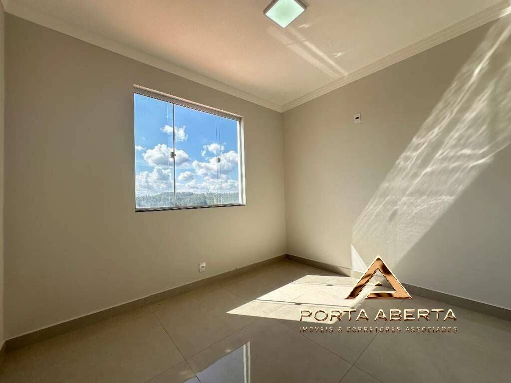 Casa à venda com 3 quartos, 150m² - Foto 17