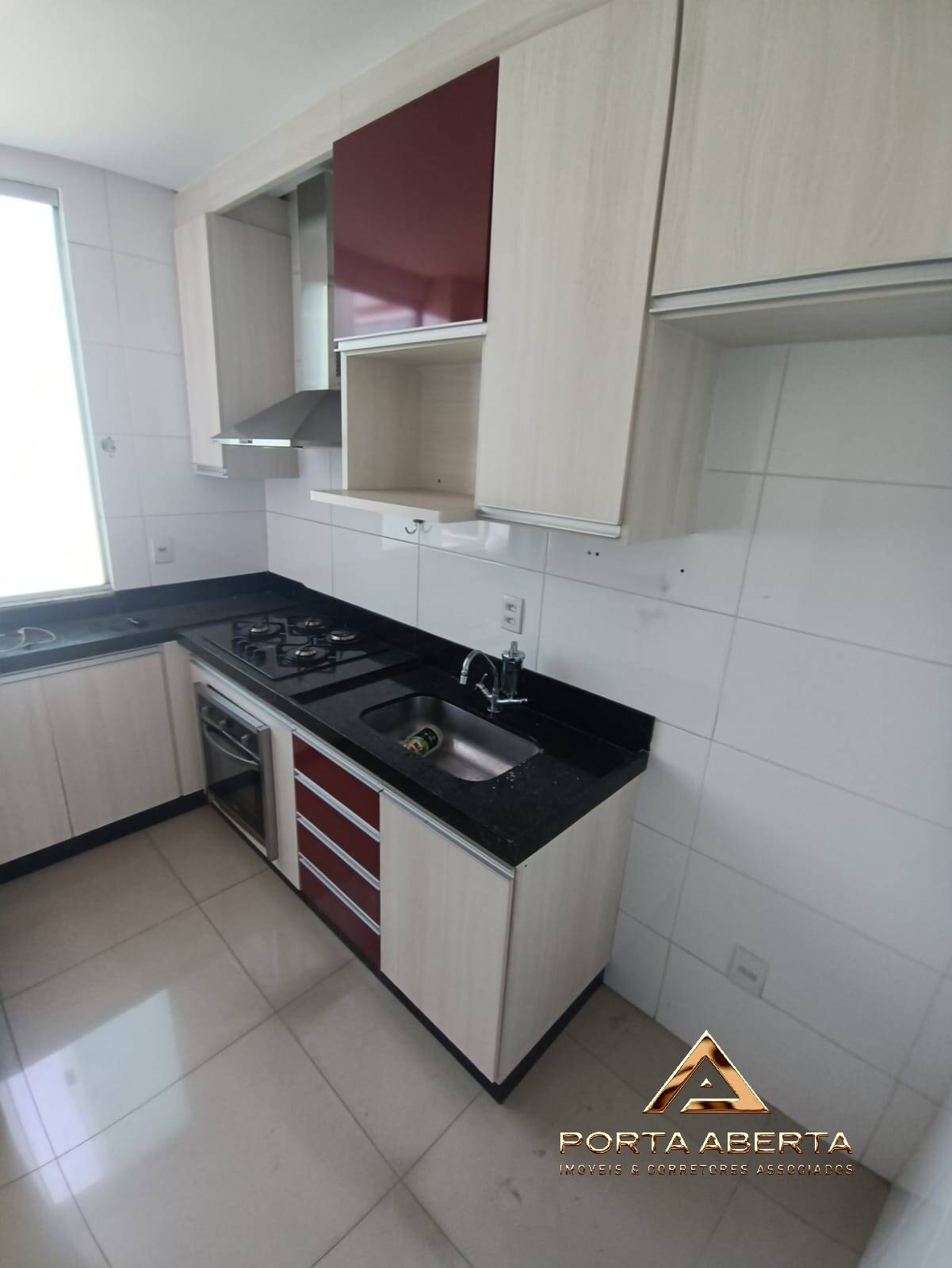 Apartamento à venda com 3 quartos, 90m² - Foto 4