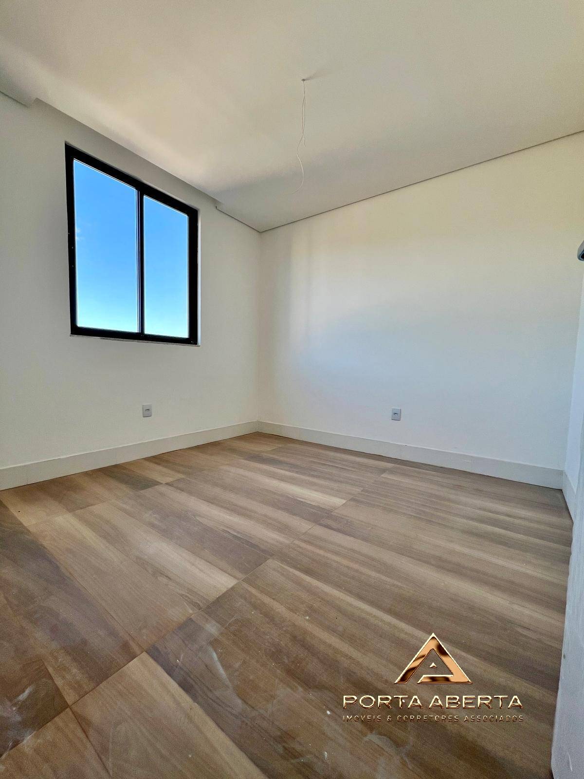 Apartamento à venda com 3 quartos, 105m² - Foto 15