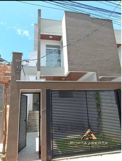 Casa à venda com 3 quartos, 86m² - Foto 1