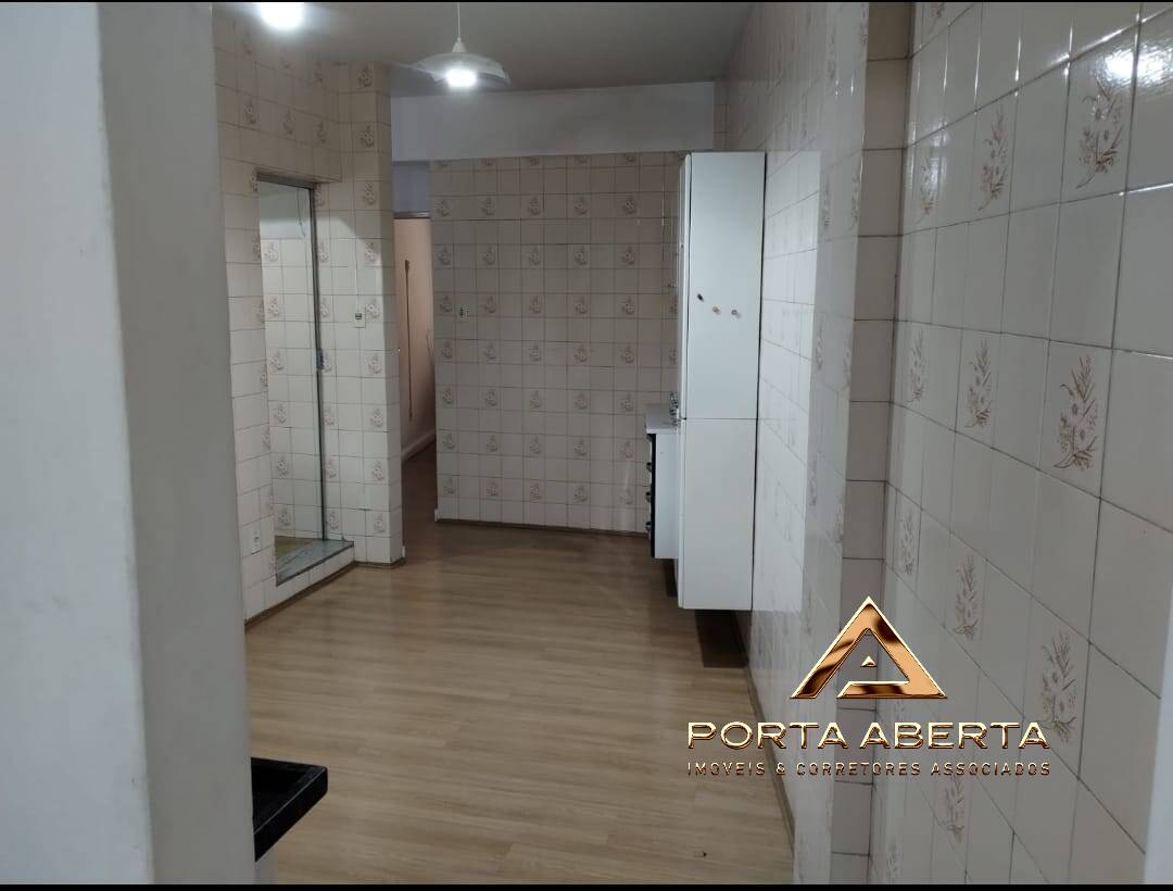 Apartamento à venda com 2 quartos, 80m² - Foto 2