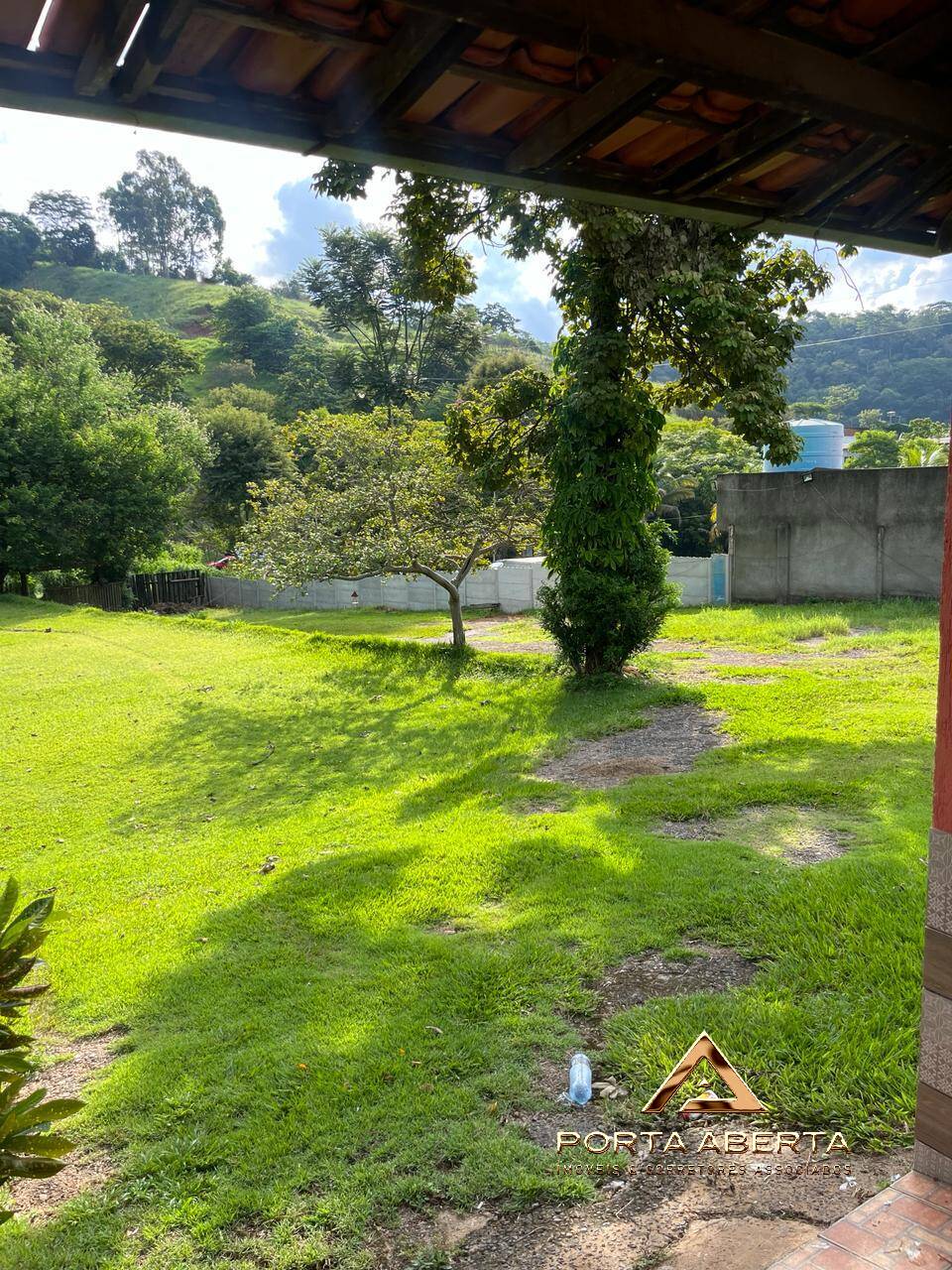 Fazenda à venda com 5 quartos, 160m² - Foto 9