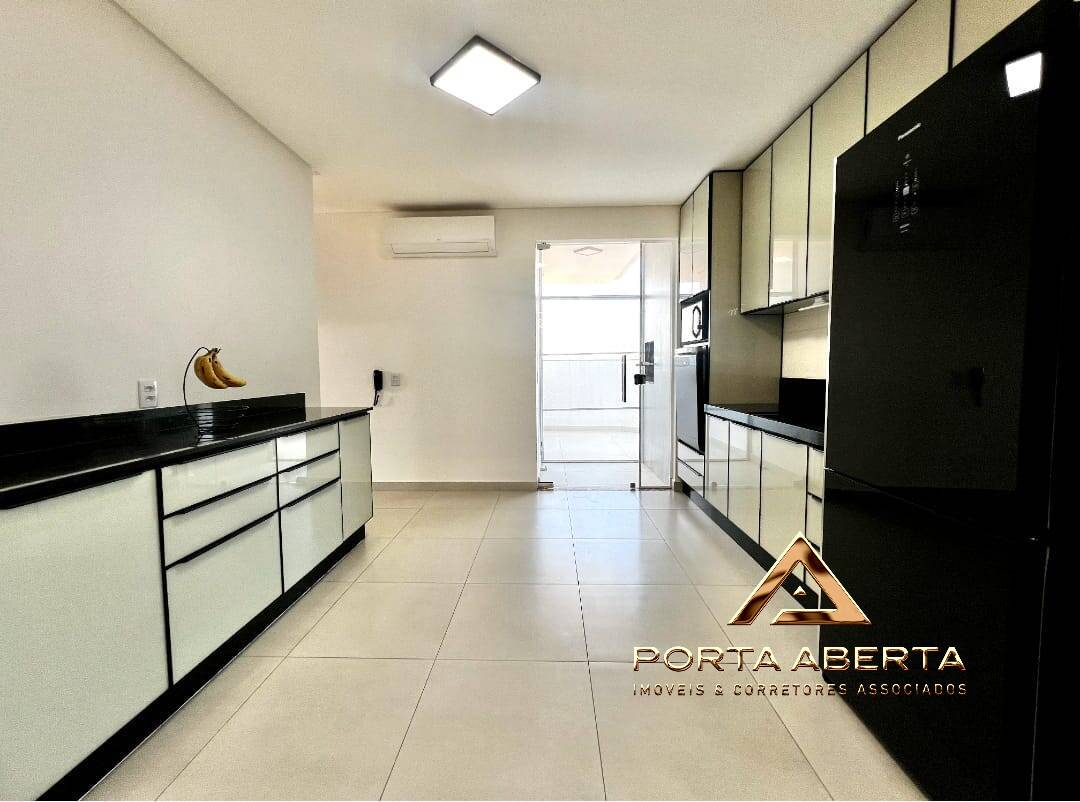 Apartamento à venda com 3 quartos, 141m² - Foto 8