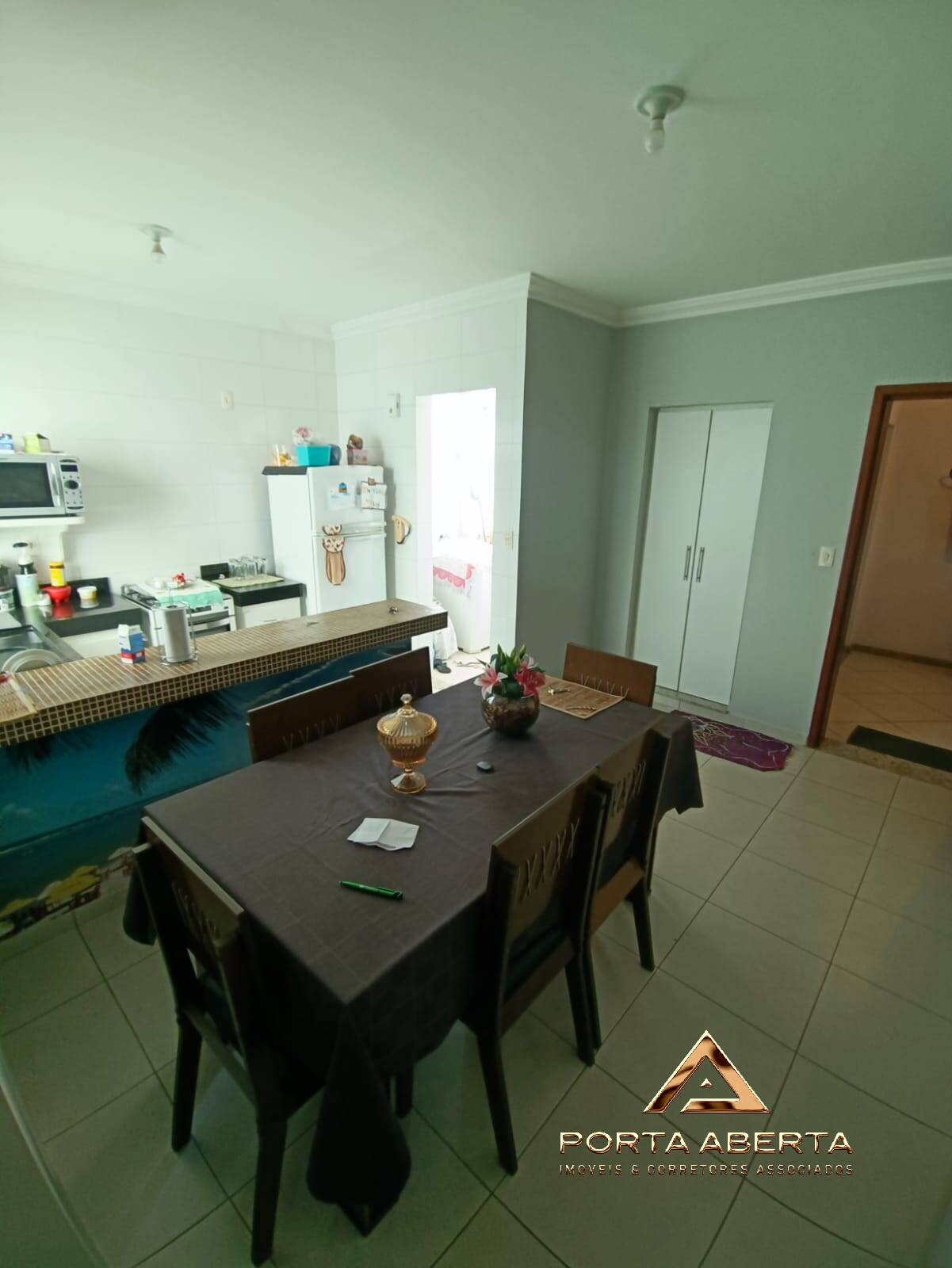 Apartamento à venda com 2 quartos, 80m² - Foto 3