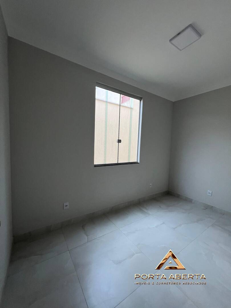 Casa à venda com 3 quartos, 110m² - Foto 16