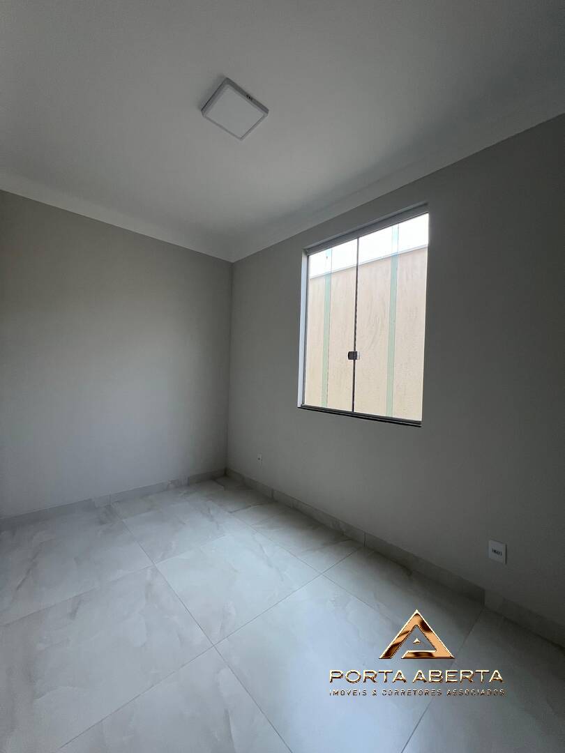 Casa à venda com 3 quartos, 110m² - Foto 19