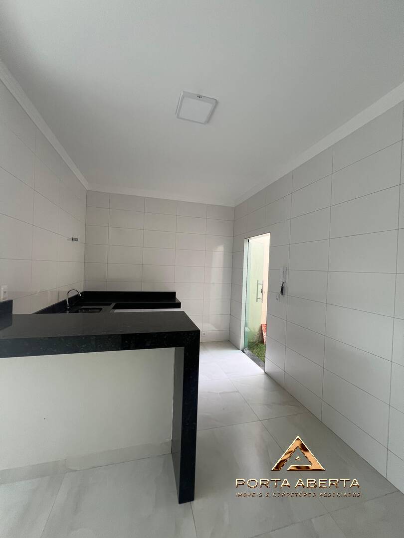 Casa à venda com 3 quartos, 110m² - Foto 10