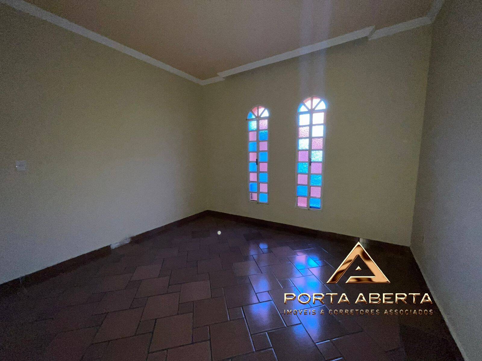 Casa à venda com 4 quartos, 160m² - Foto 7