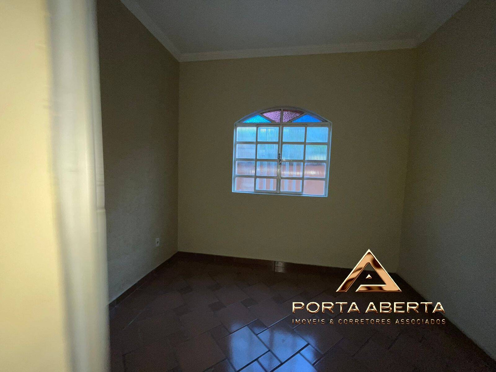 Casa à venda com 4 quartos, 160m² - Foto 10