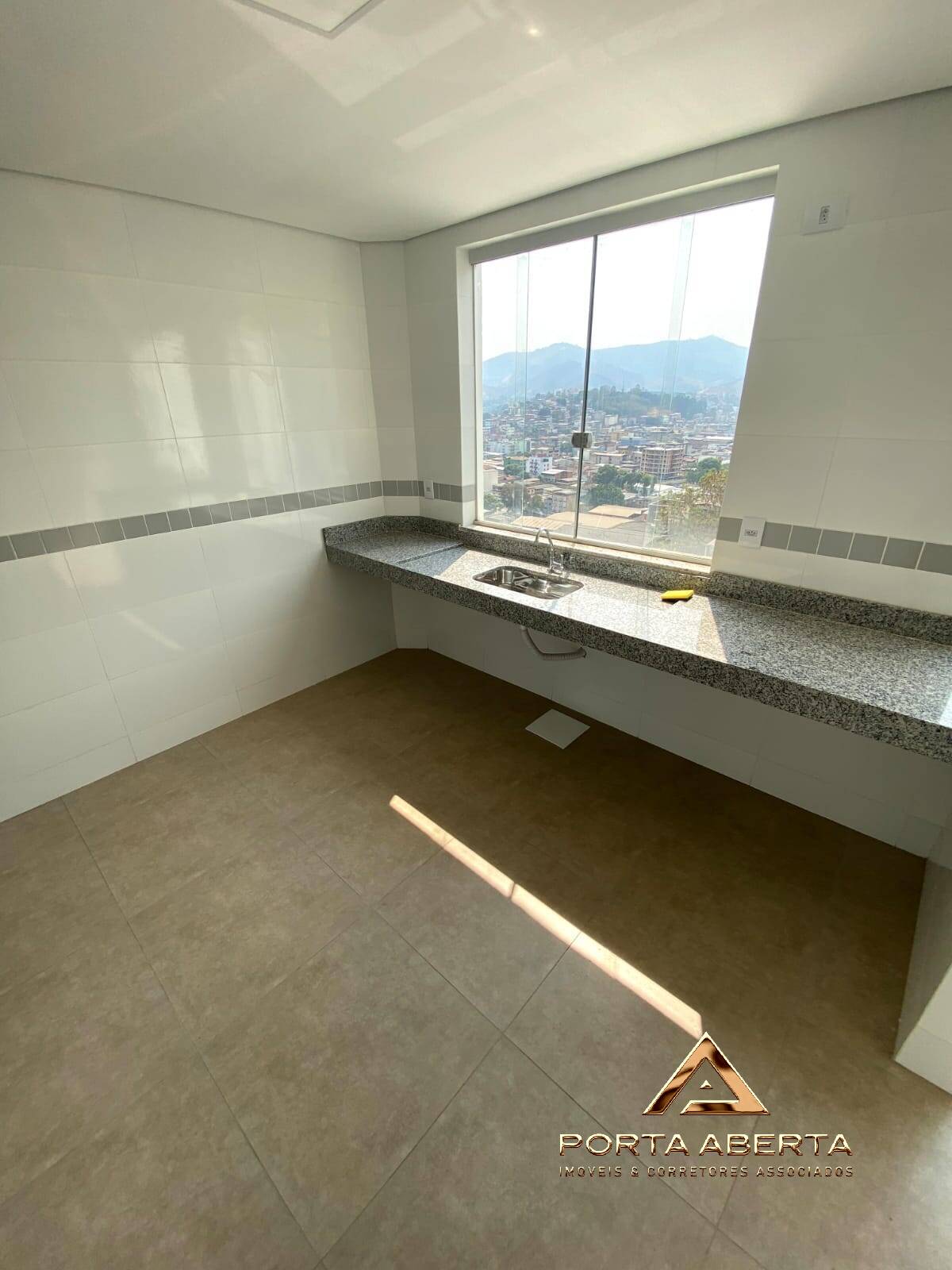 Apartamento à venda com 2 quartos, 80m² - Foto 6