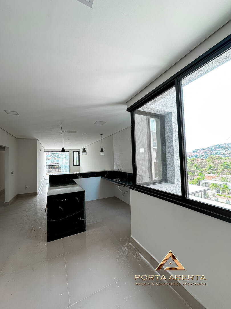 Apartamento à venda com 3 quartos, 142m² - Foto 3