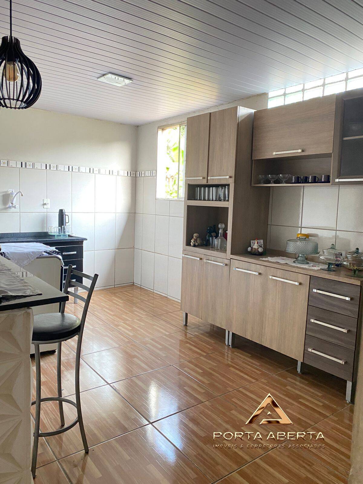 Casa à venda com 2 quartos, 100m² - Foto 9