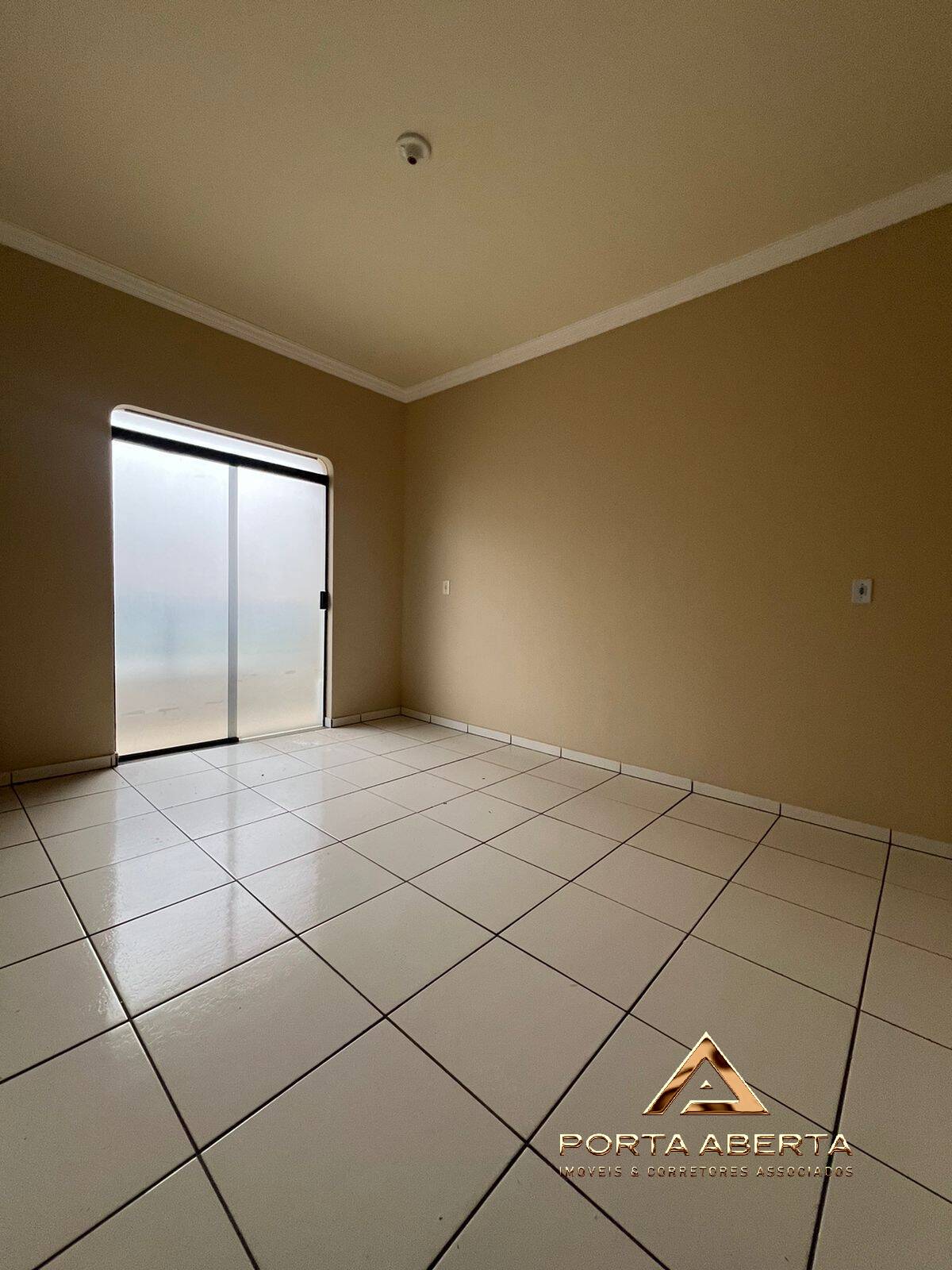 Apartamento à venda com 3 quartos, 130m² - Foto 4