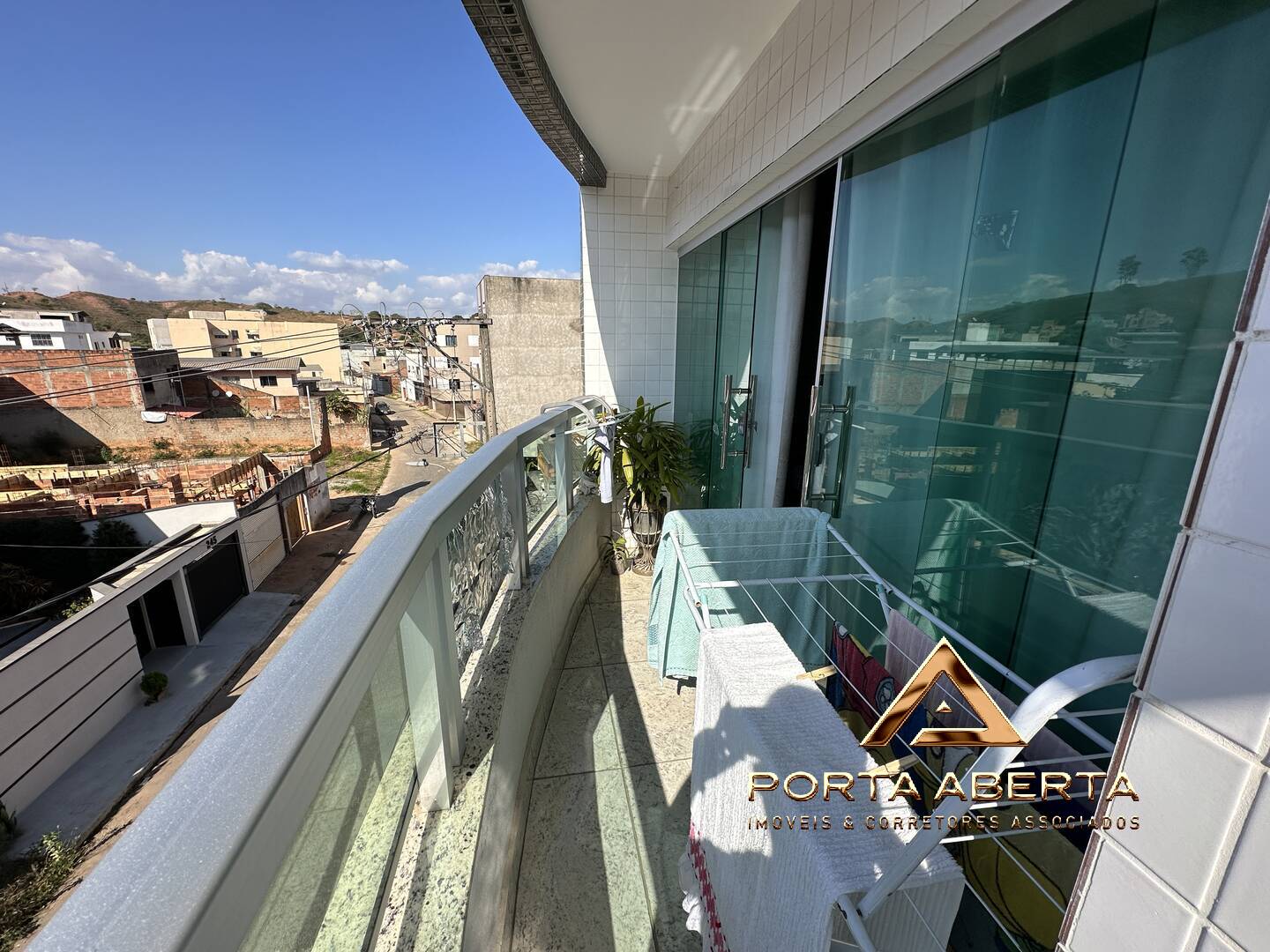 Apartamento à venda com 3 quartos, 87m² - Foto 6