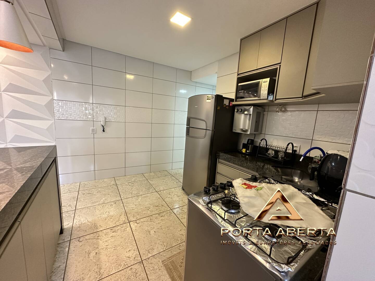 Apartamento à venda com 3 quartos, 87m² - Foto 11