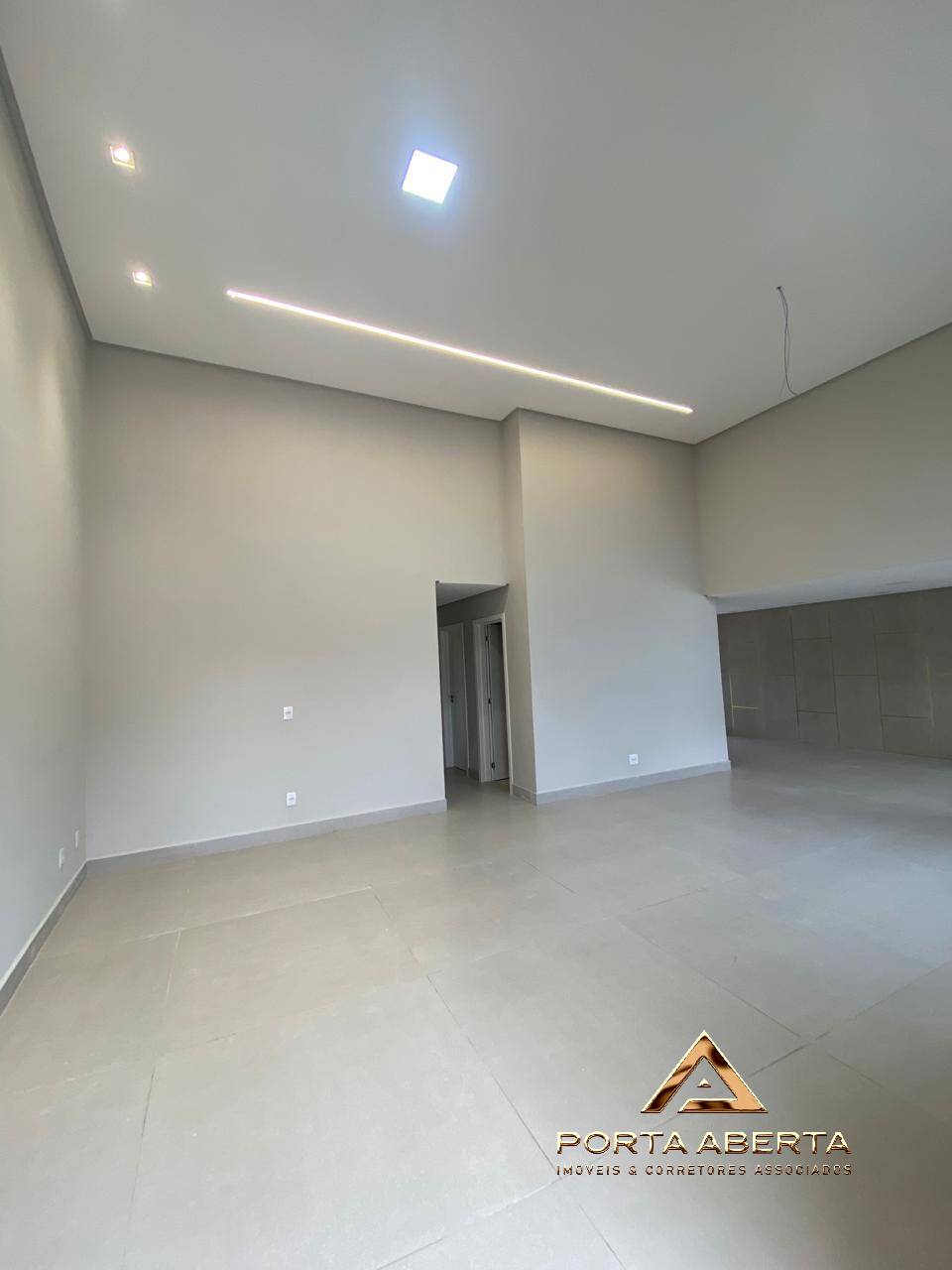 Casa à venda com 3 quartos, 300m² - Foto 17