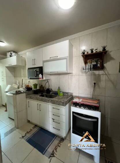 Apartamento à venda com 3 quartos, 72m² - Foto 7