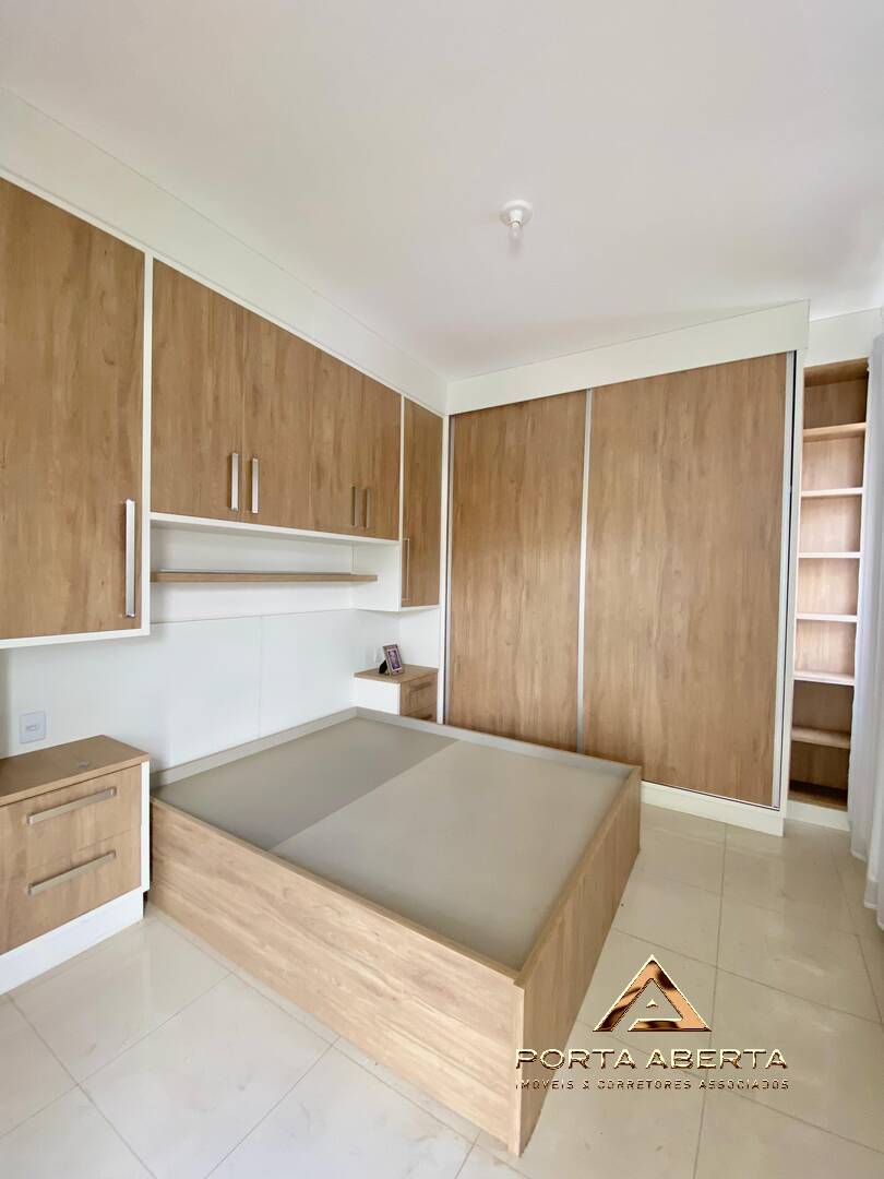 Apartamento à venda com 3 quartos, 110m² - Foto 5