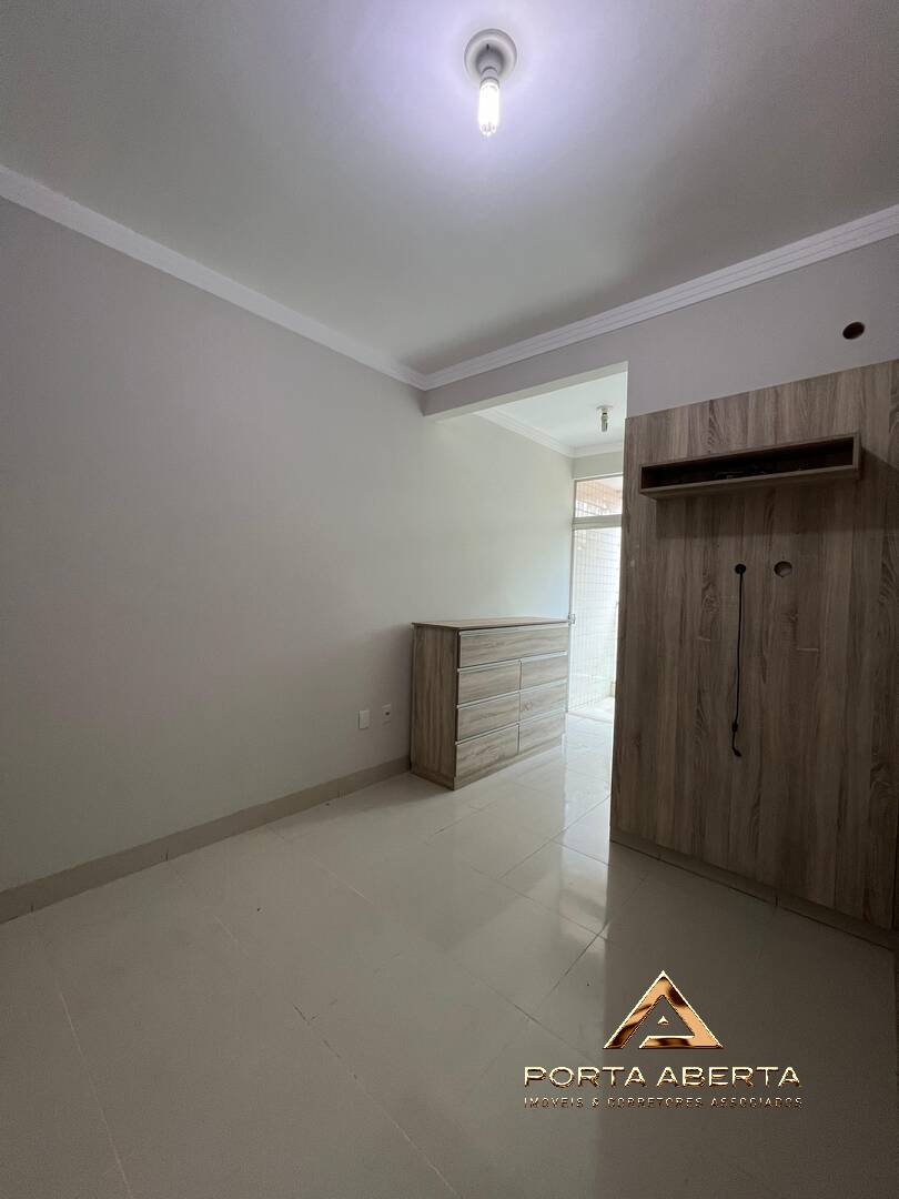 Apartamento à venda com 3 quartos, 95m² - Foto 14