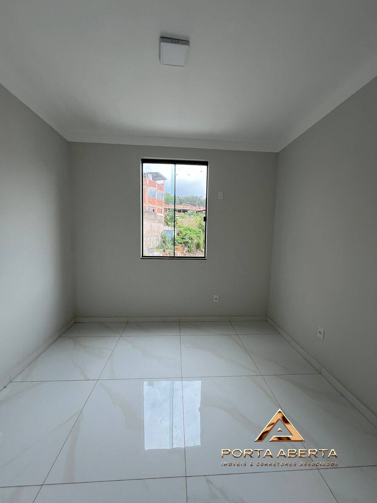 Casa à venda com 3 quartos, 120m² - Foto 15