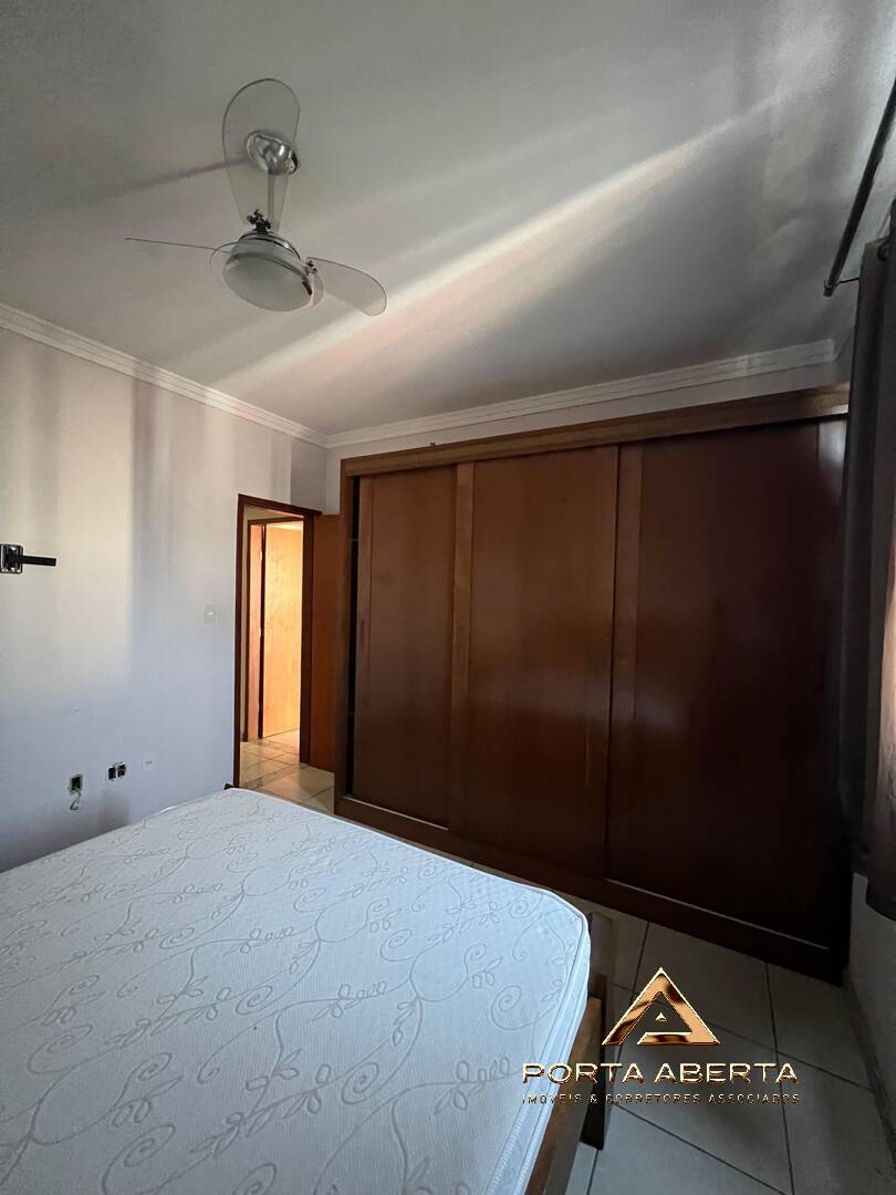 Apartamento à venda com 2 quartos, 70m² - Foto 10