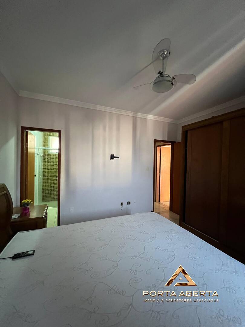 Apartamento à venda com 2 quartos, 70m² - Foto 11