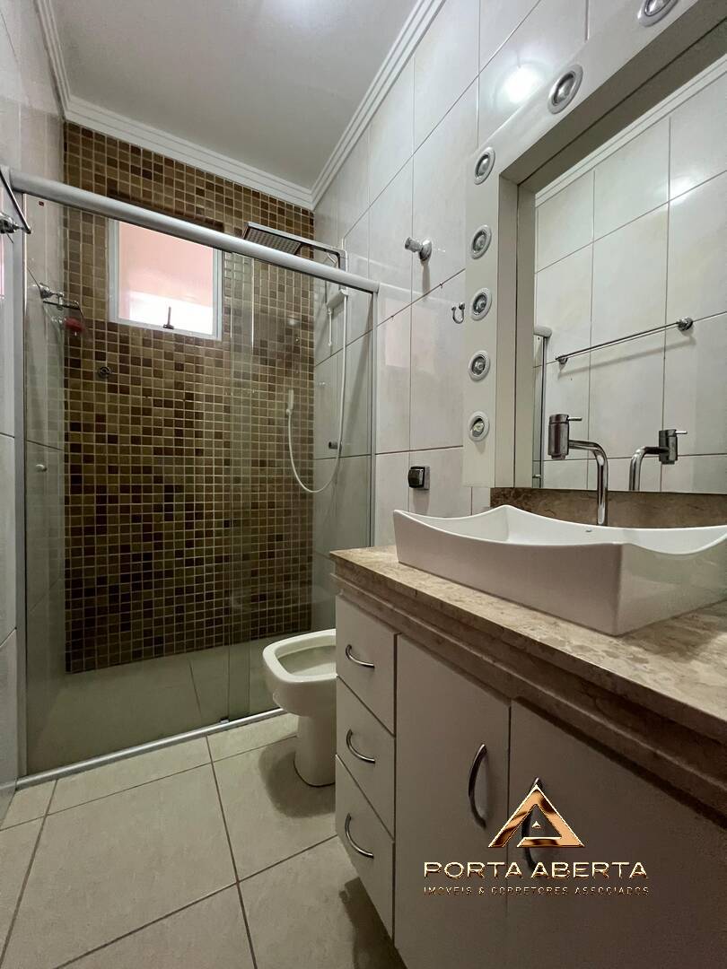 Apartamento à venda com 2 quartos, 70m² - Foto 12