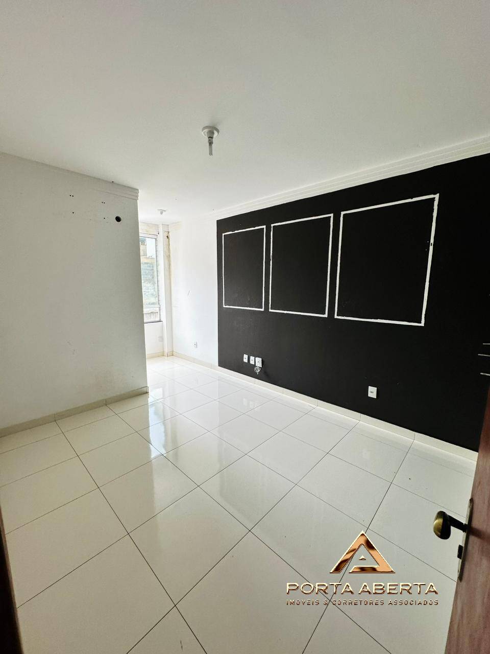 Apartamento à venda com 2 quartos, 65m² - Foto 4