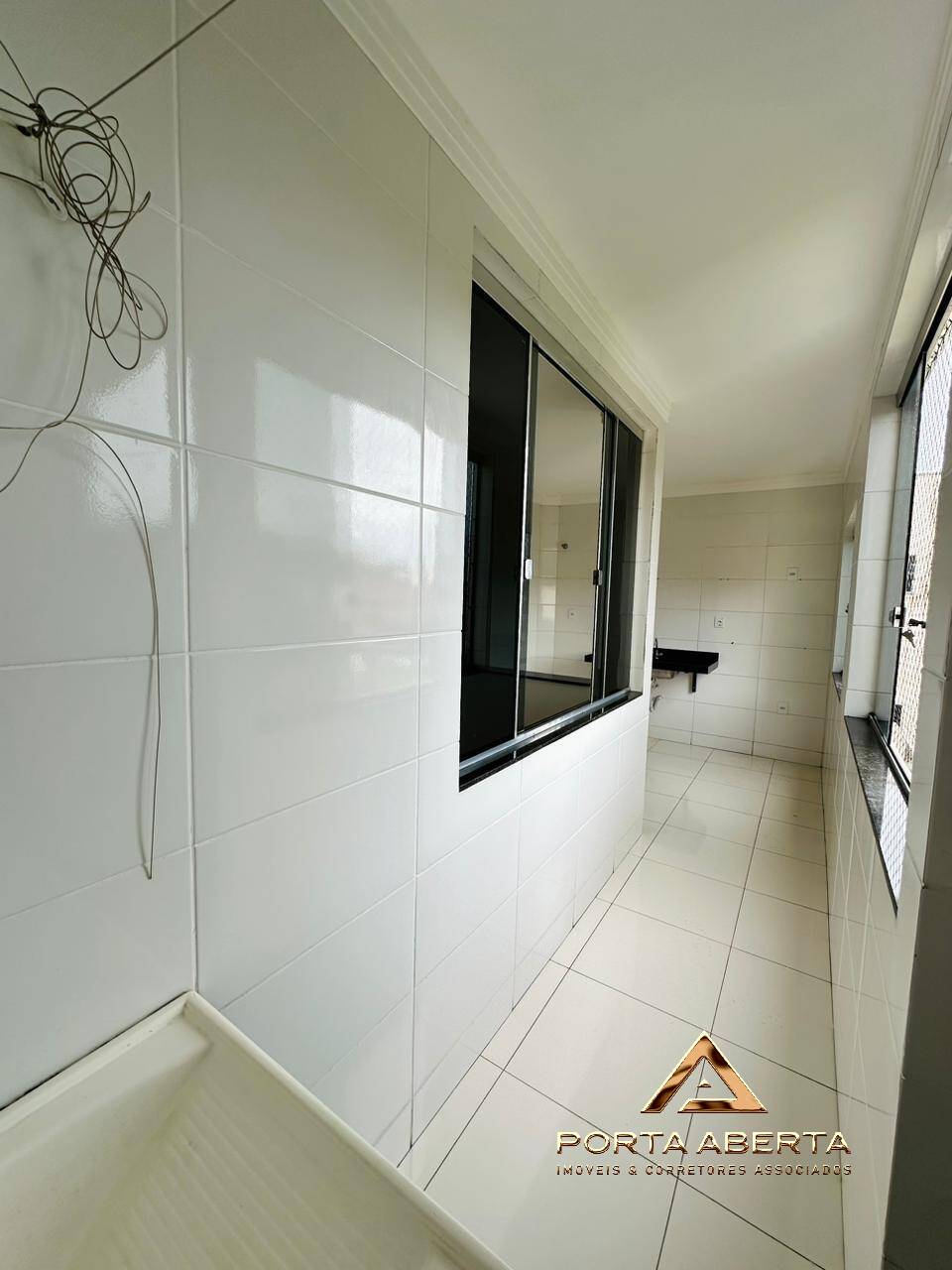 Apartamento à venda com 2 quartos, 65m² - Foto 7