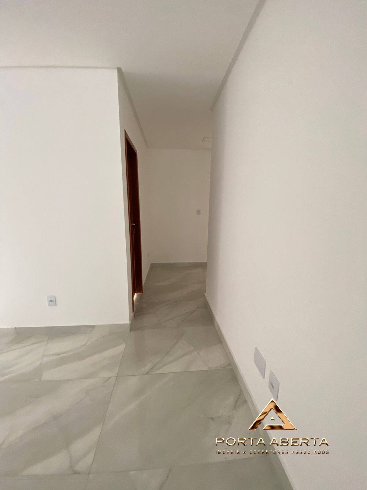 Apartamento à venda com 3 quartos, 100m² - Foto 4