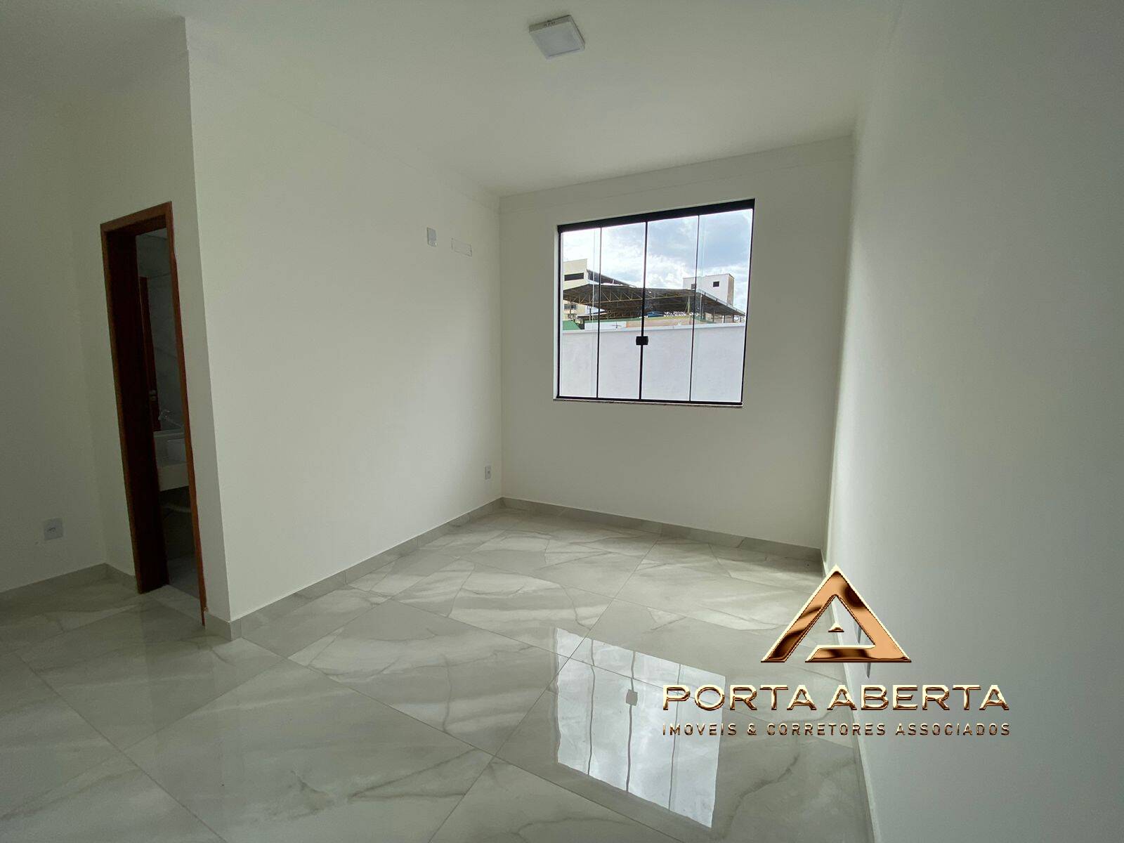 Apartamento à venda com 3 quartos, 100m² - Foto 12