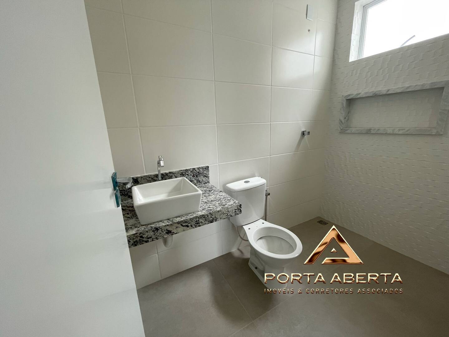 Apartamento à venda com 3 quartos, 174m² - Foto 22