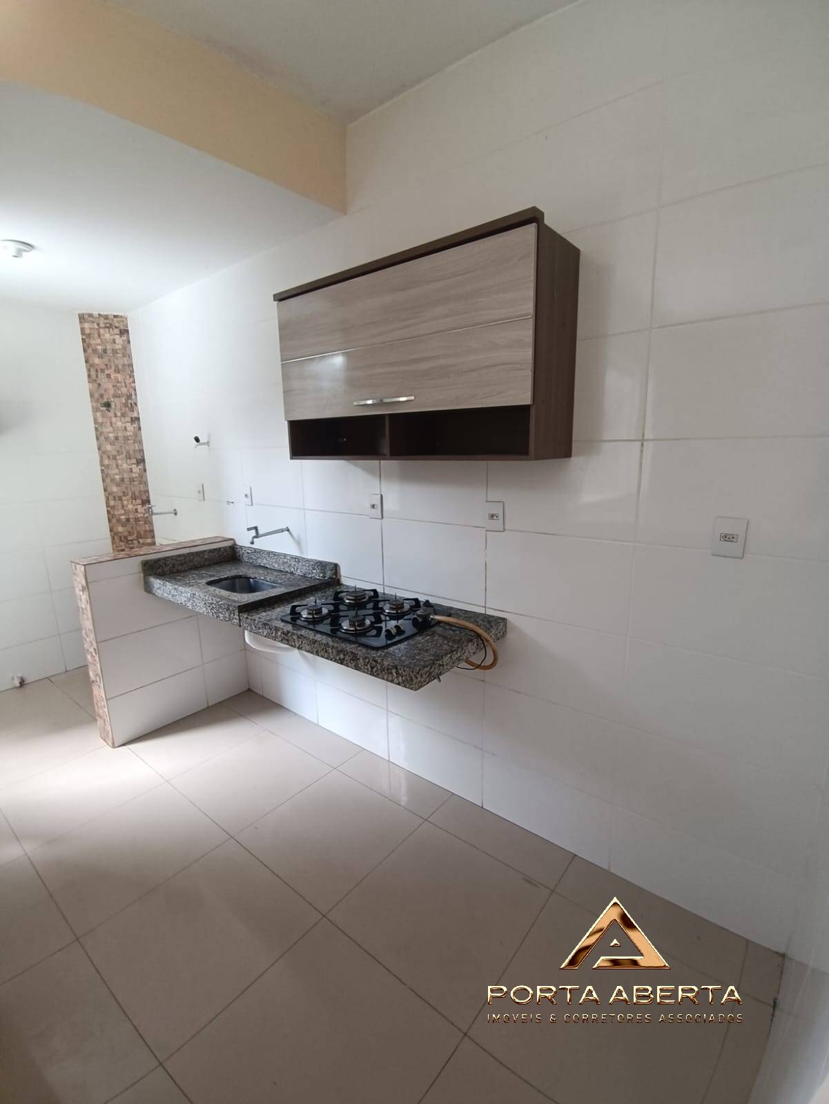 Apartamento à venda com 2 quartos, 69m² - Foto 3