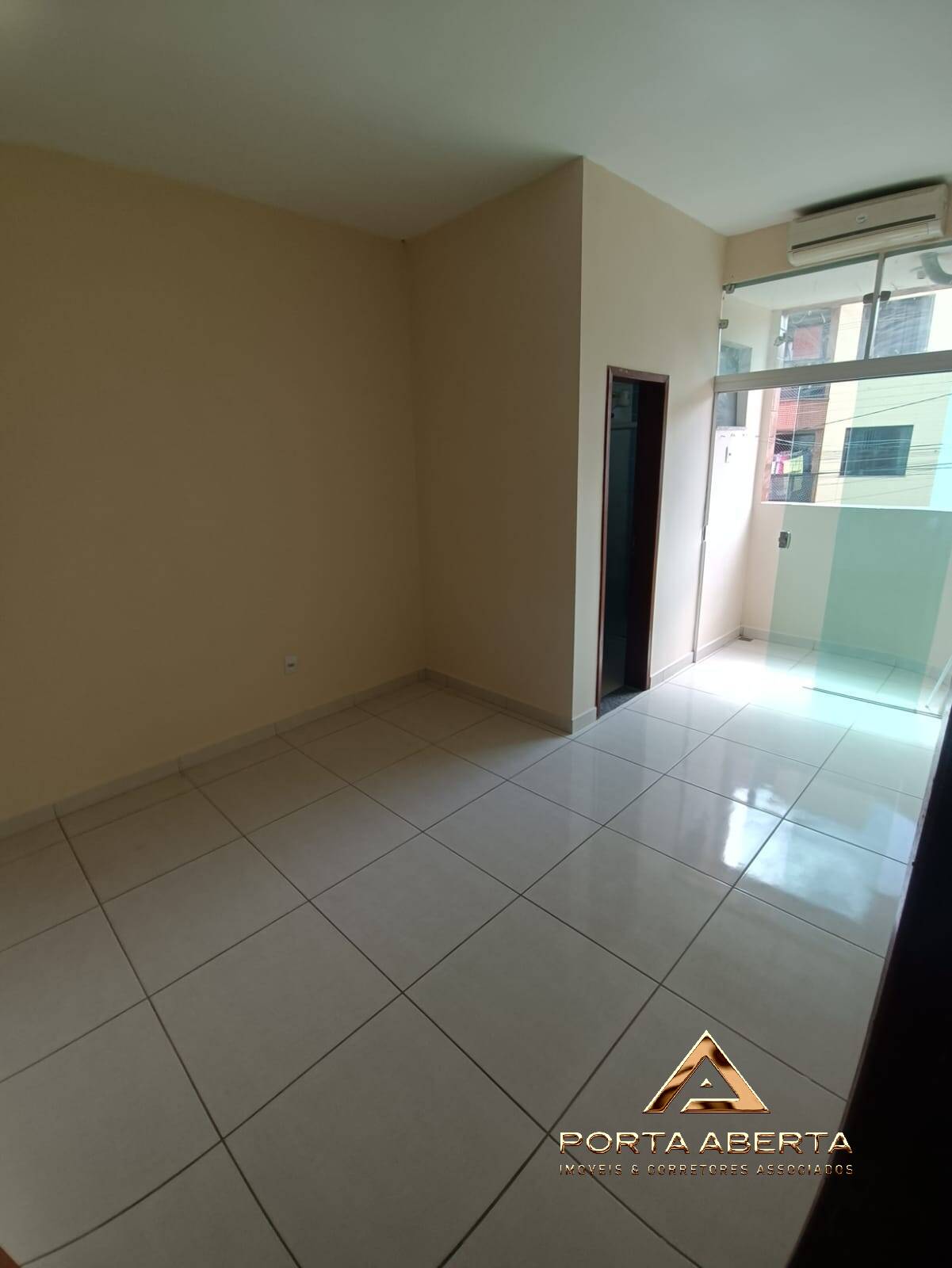 Apartamento à venda com 2 quartos, 69m² - Foto 7