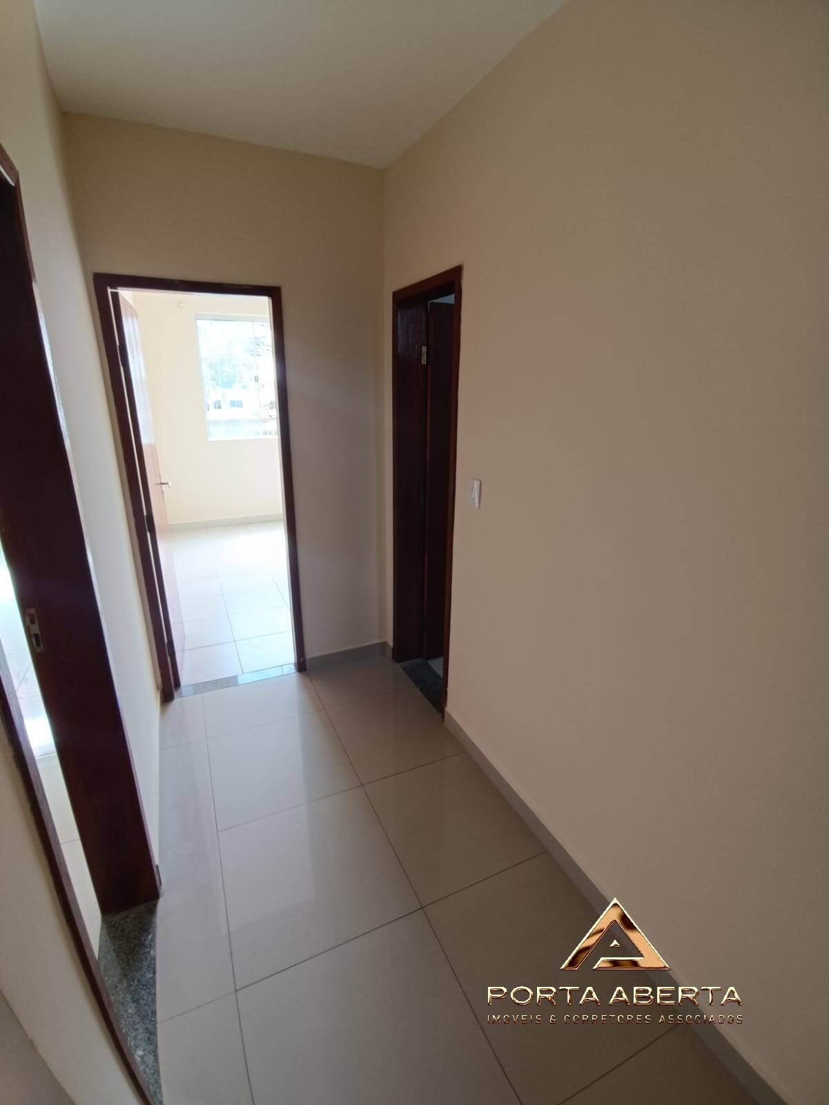 Apartamento à venda com 2 quartos, 69m² - Foto 6