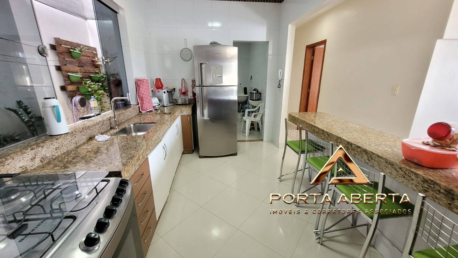 Apartamento à venda com 3 quartos, 80m² - Foto 7