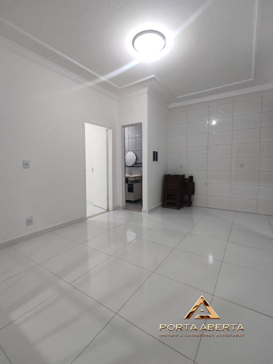 Apartamento à venda com 2 quartos, 100m² - Foto 7