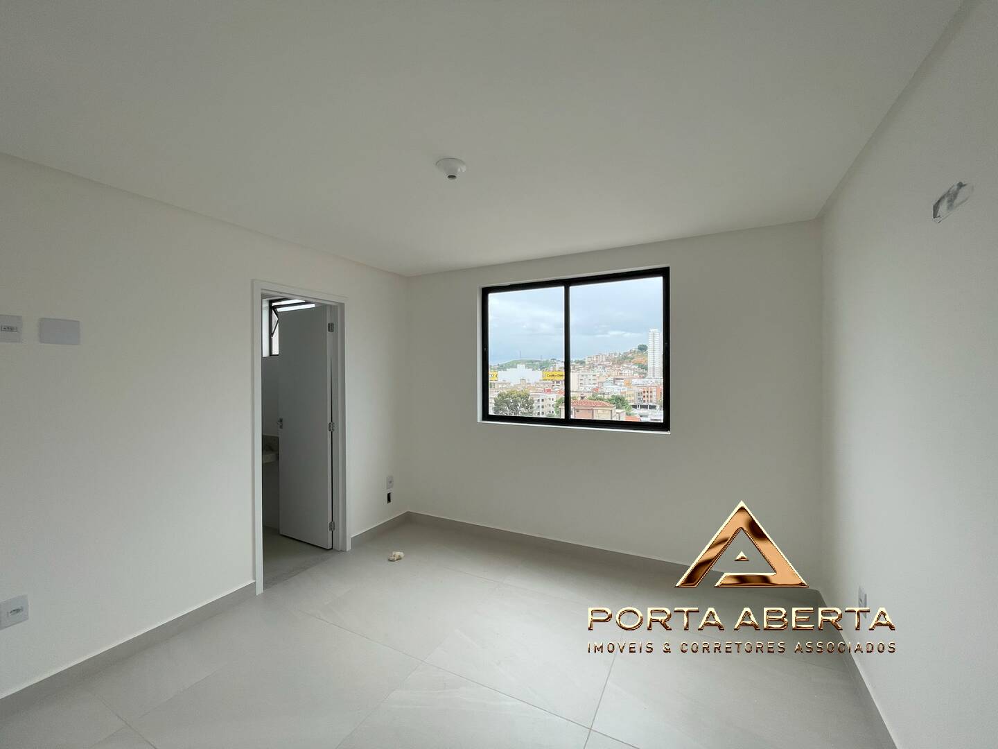 Apartamento à venda com 3 quartos, 84m² - Foto 6