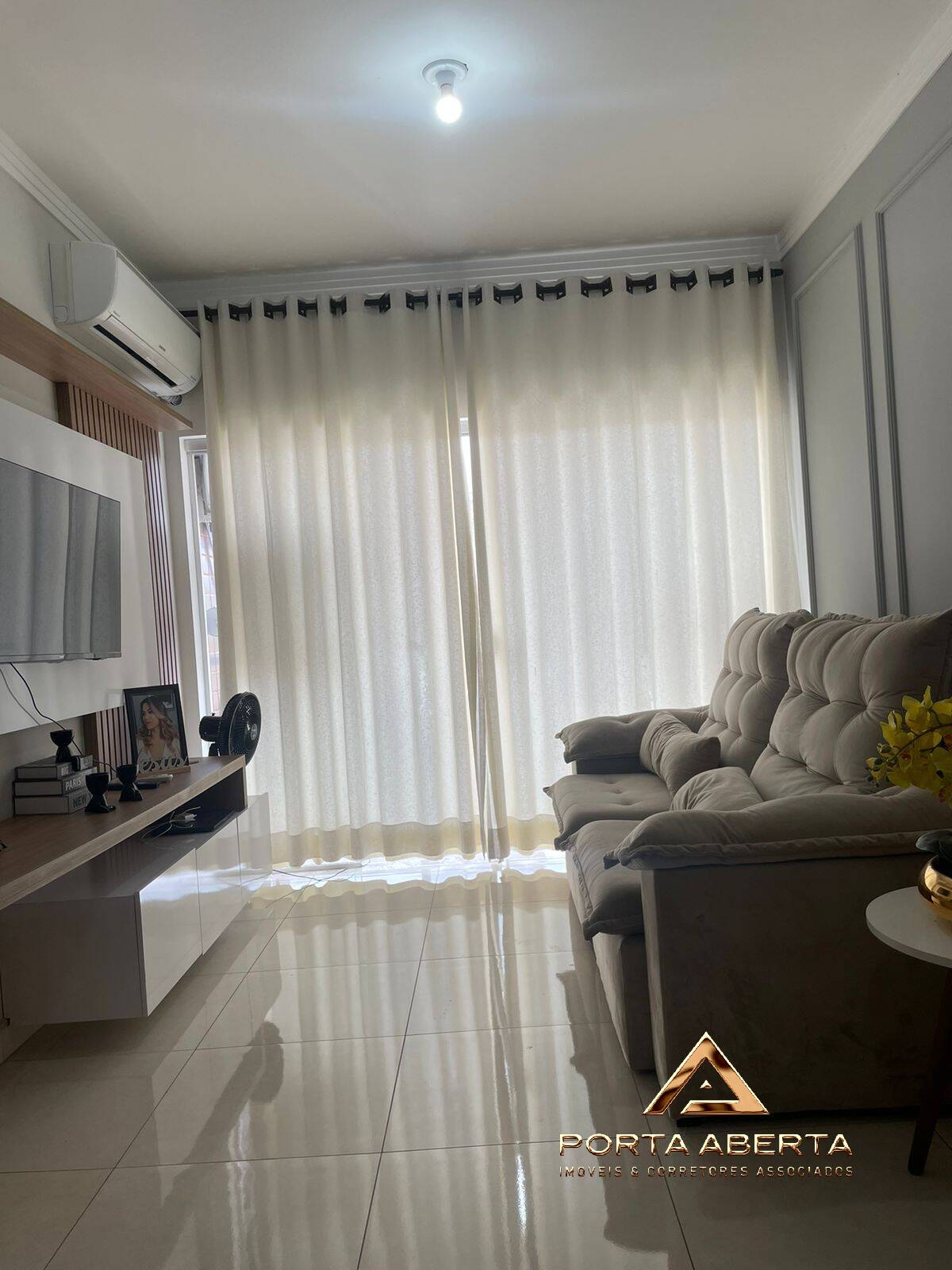 Apartamento à venda com 2 quartos, 70m² - Foto 5