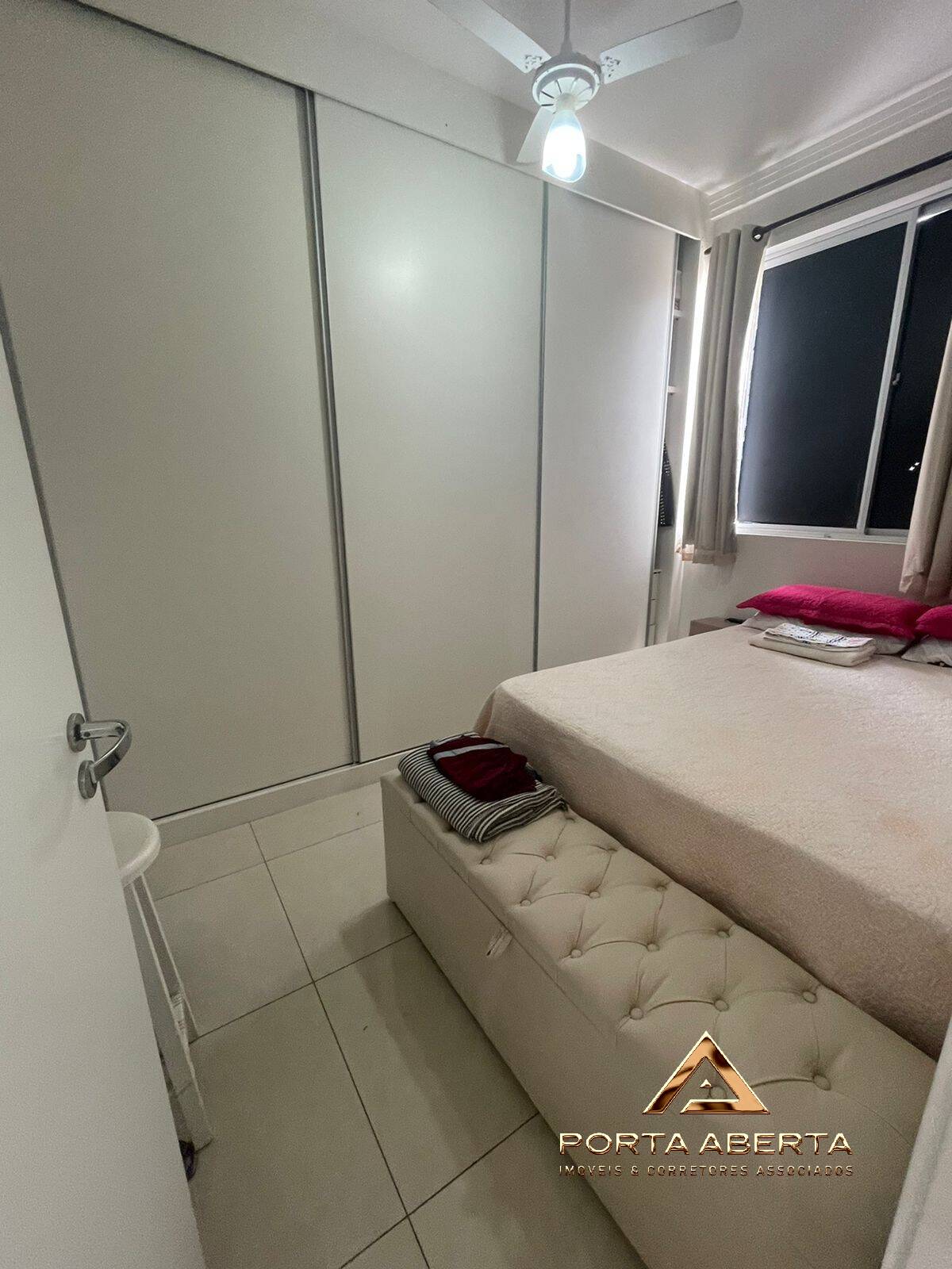 Apartamento à venda com 2 quartos, 70m² - Foto 16