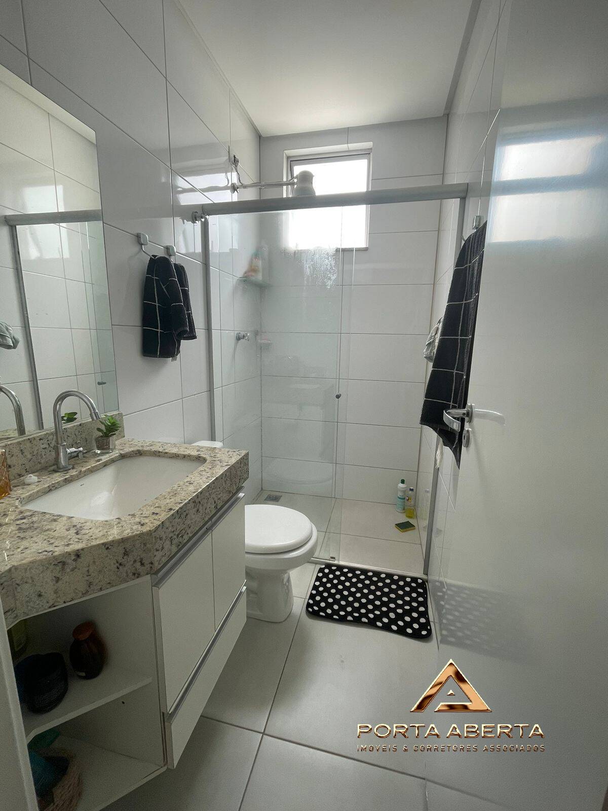 Apartamento à venda com 2 quartos, 70m² - Foto 14