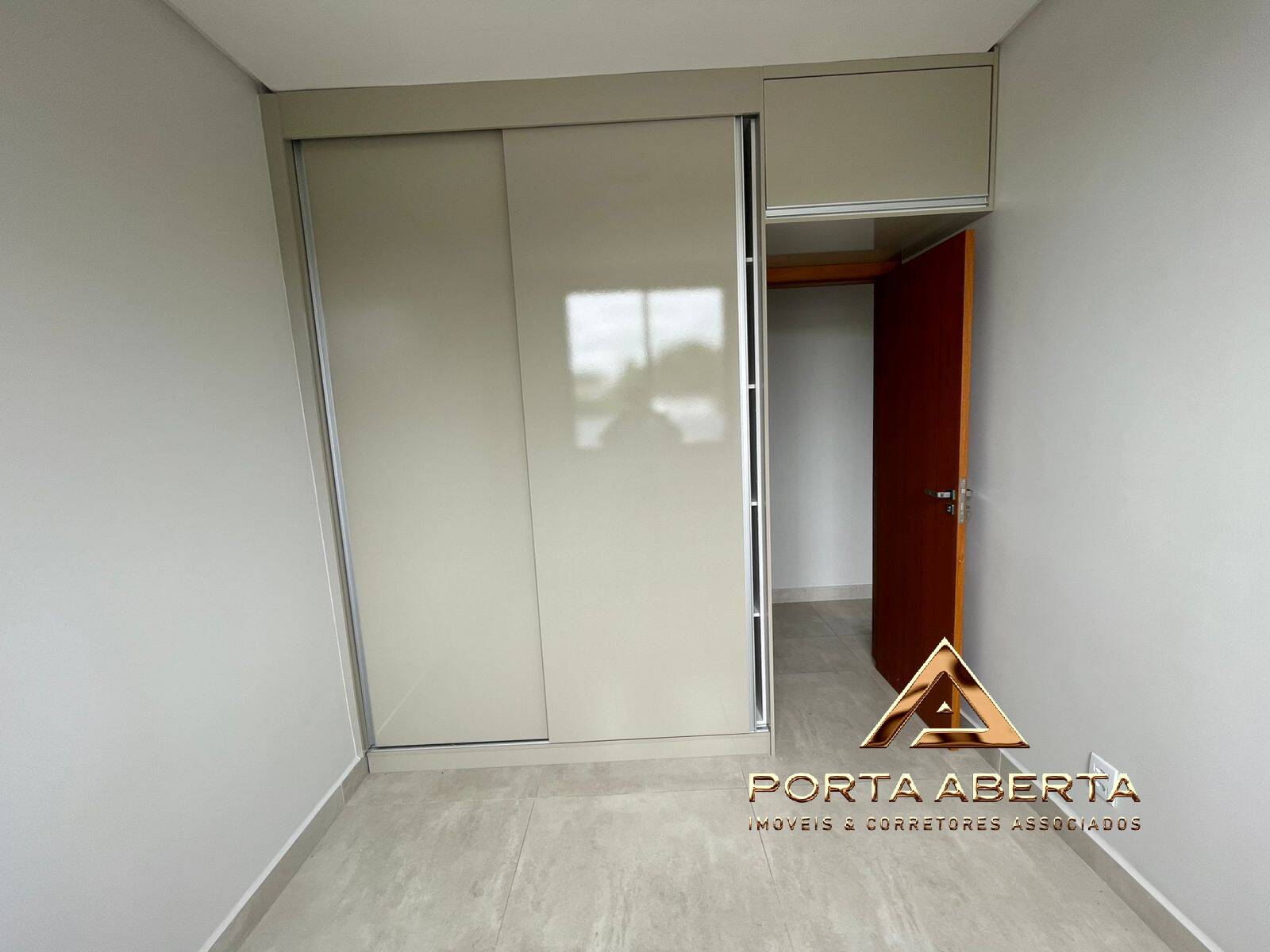 Apartamento à venda com 3 quartos, 100m² - Foto 14