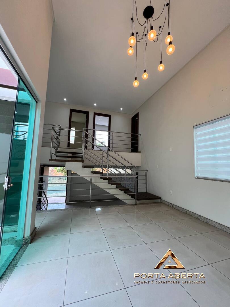 Casa à venda com 3 quartos, 240m² - Foto 18