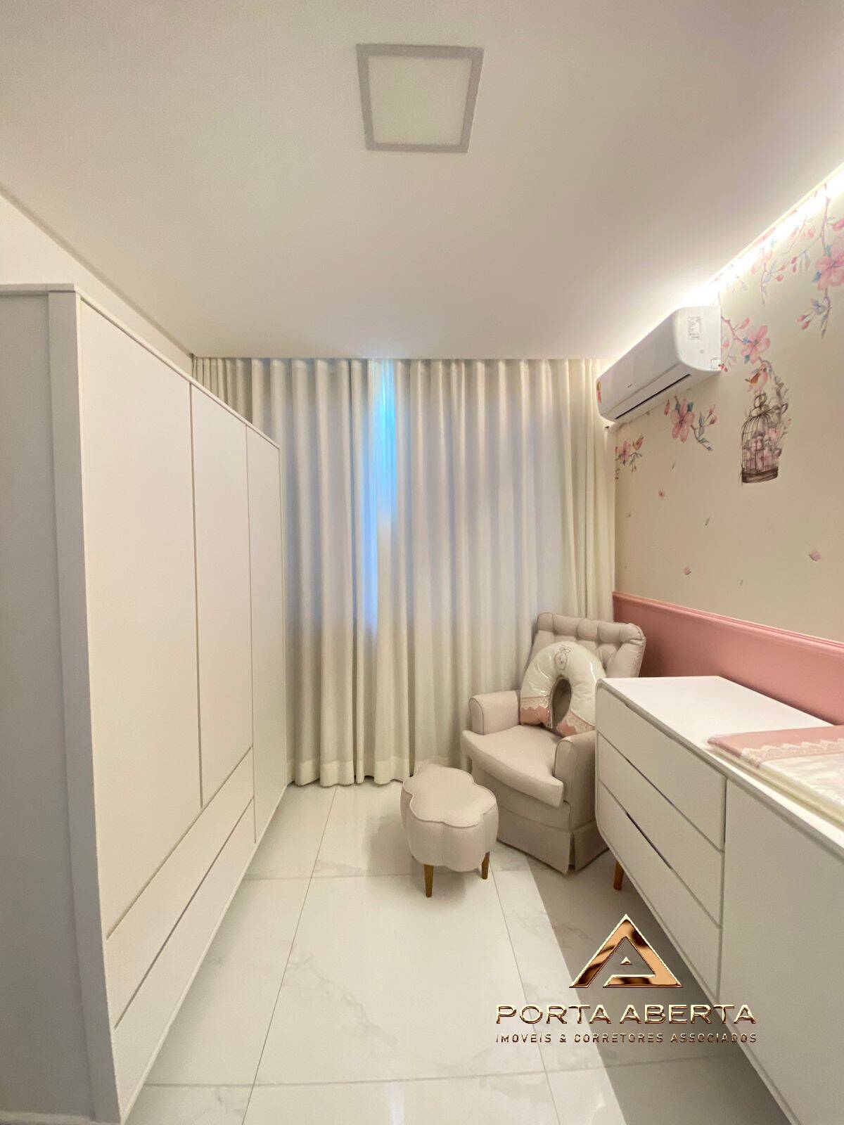 Apartamento à venda com 3 quartos, 210m² - Foto 13