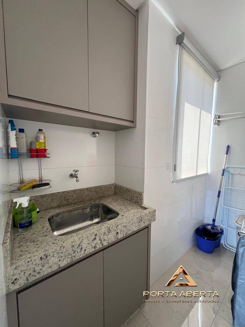 Apartamento à venda com 3 quartos, 100m² - Foto 9