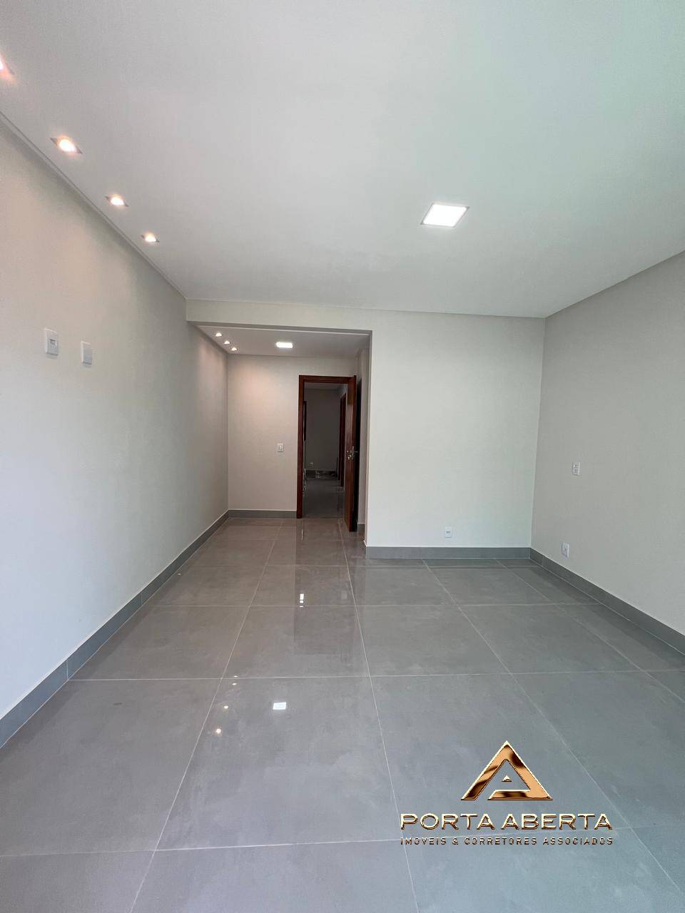 Casa à venda com 3 quartos, 150m² - Foto 23